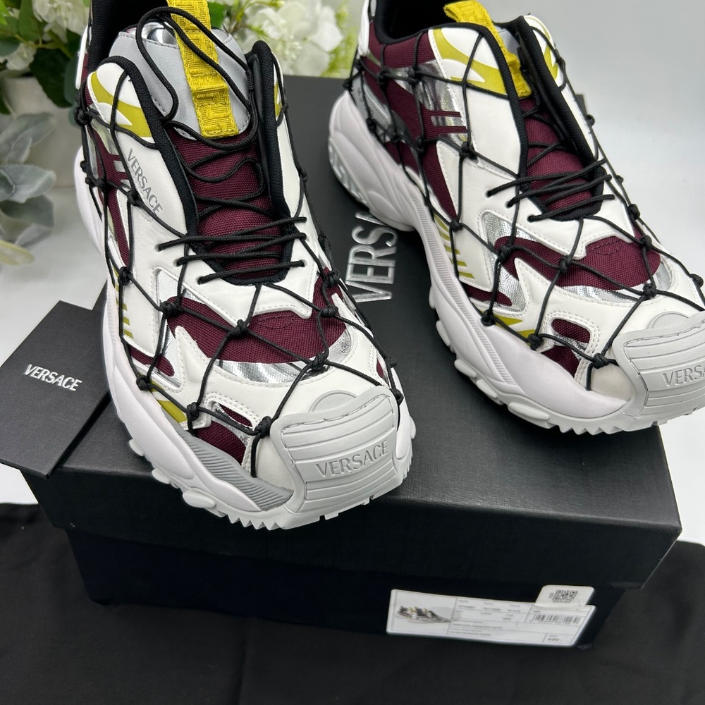 Men’s Versace V3 net leather sneakers size 10 US made in Italy - Picture 3 of 14